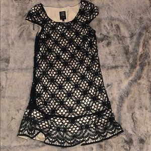 JAX crochet mini dress black/Champaign underline